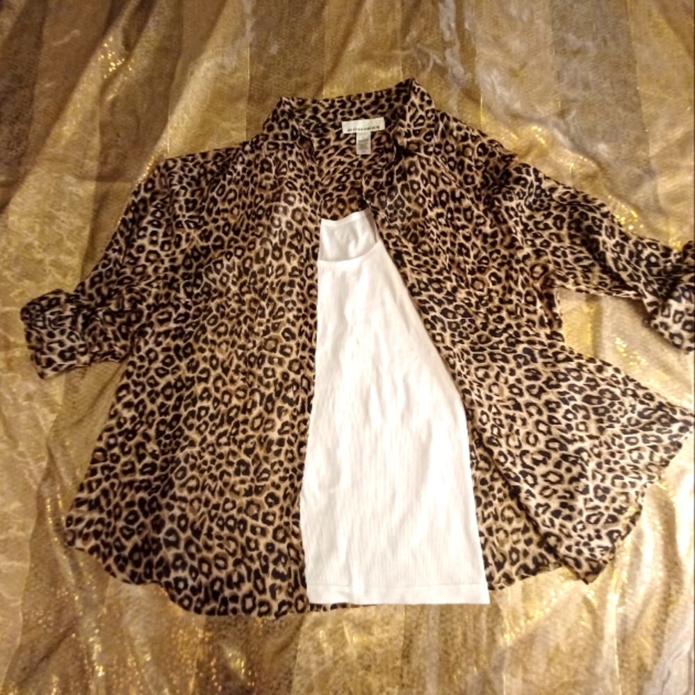2X plus size, animal print, button down blouse by Jones New York Sport. Like new